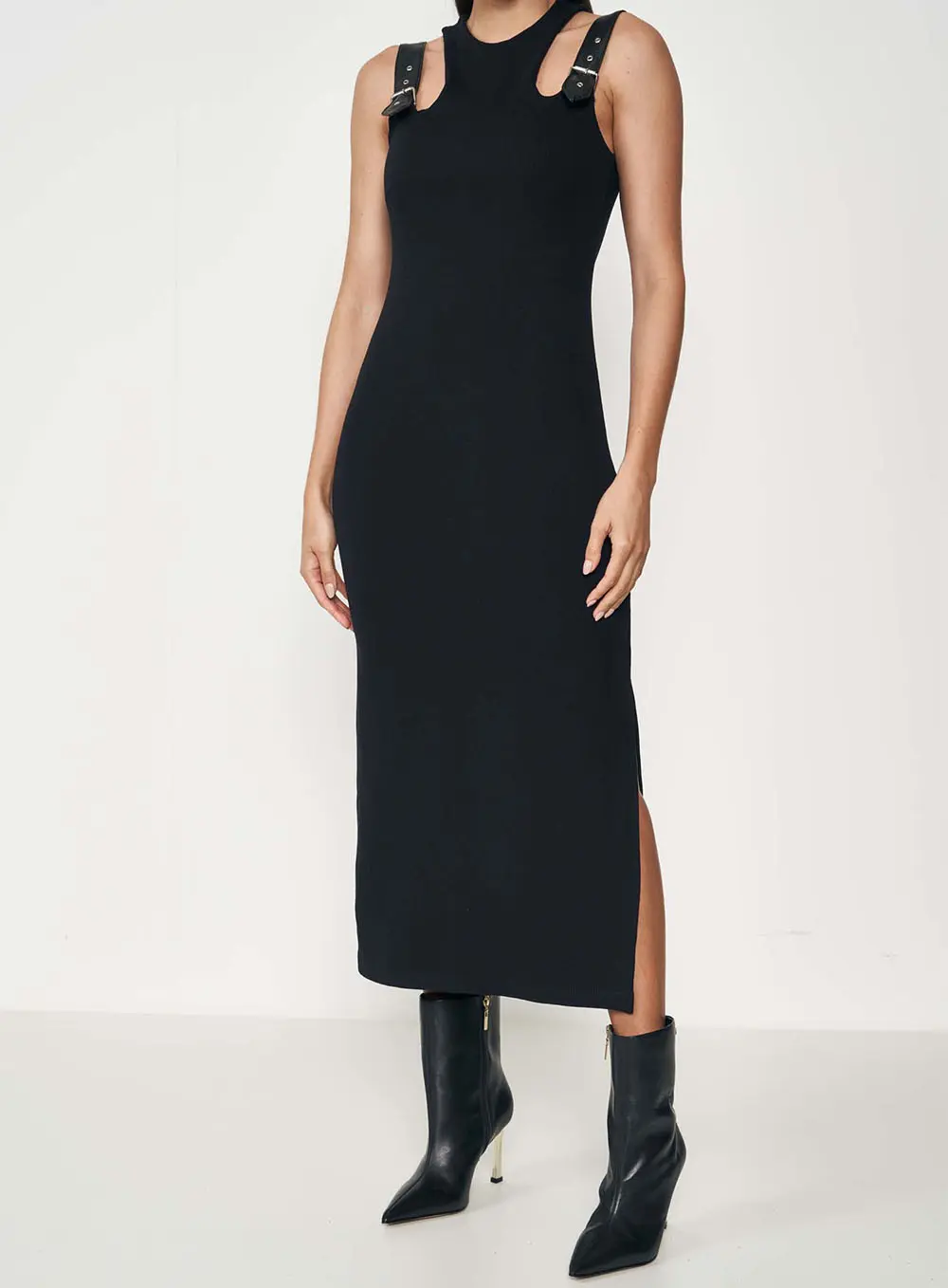 Vestido Fivela Moderna Preto