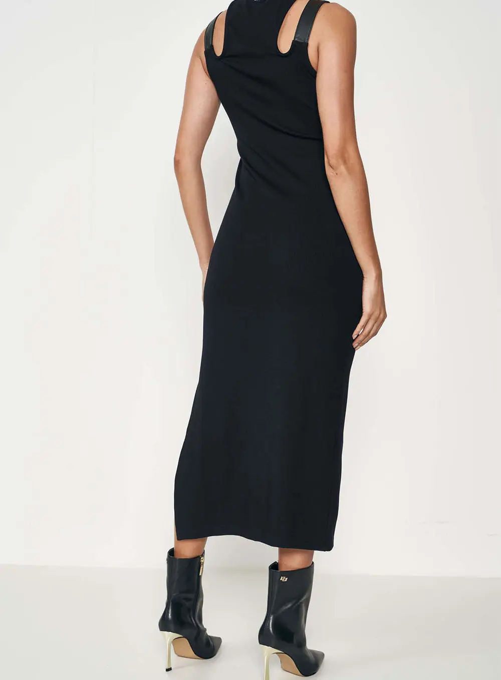 Vestido Fivela Moderna Preto