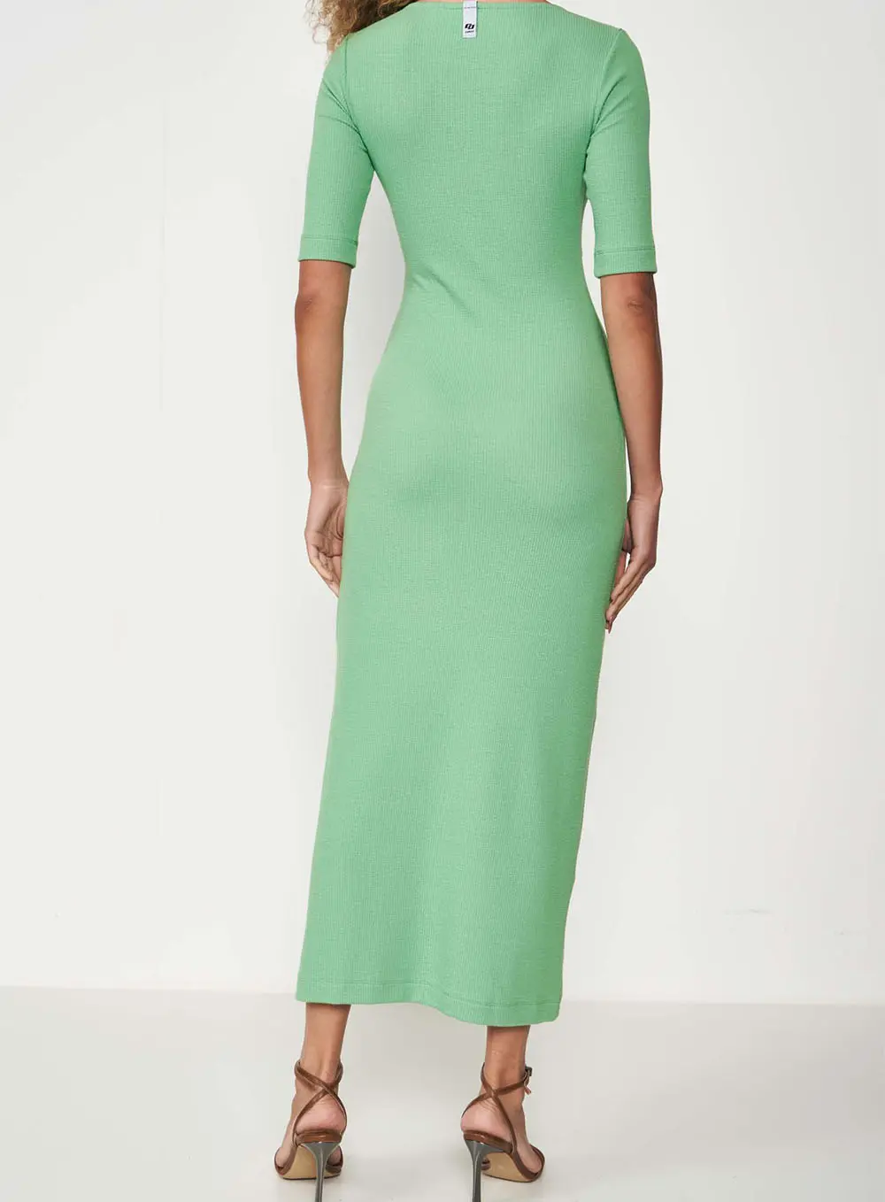 Vestido Midi Canelado Com Recorte Verde Veggir