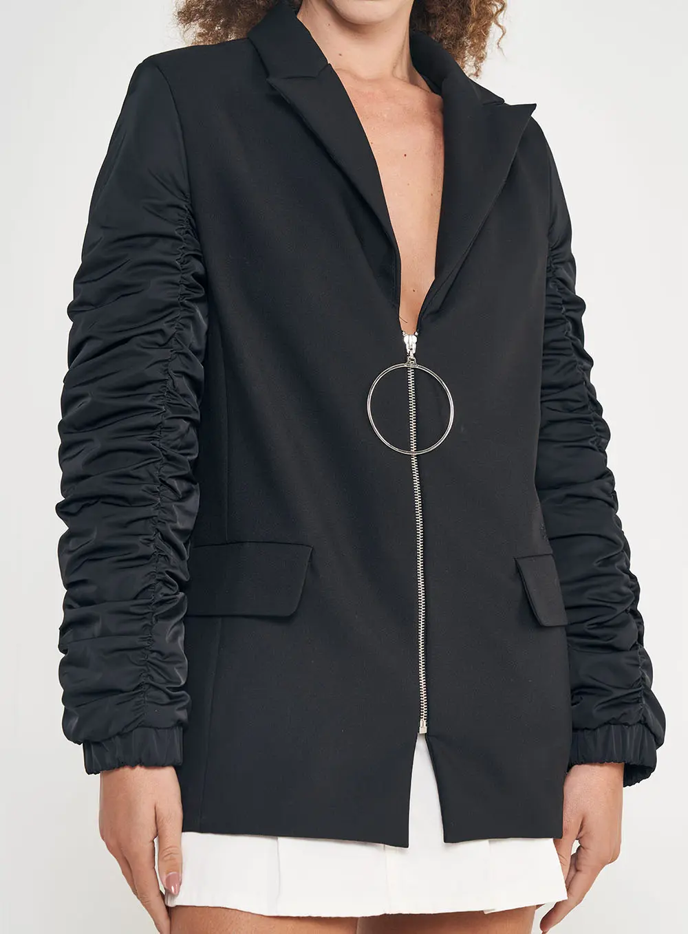 Blazer Feminino Reto Com Franzido Nas Mangas Preto