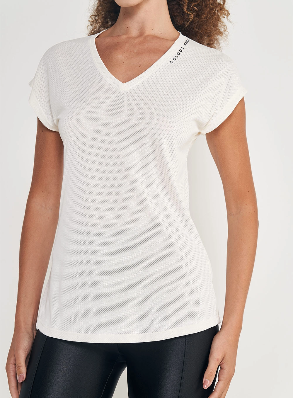 Camiseta Colcci Off Shell