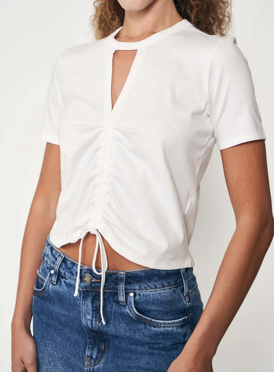 Camiseta Cropped Com Amarração