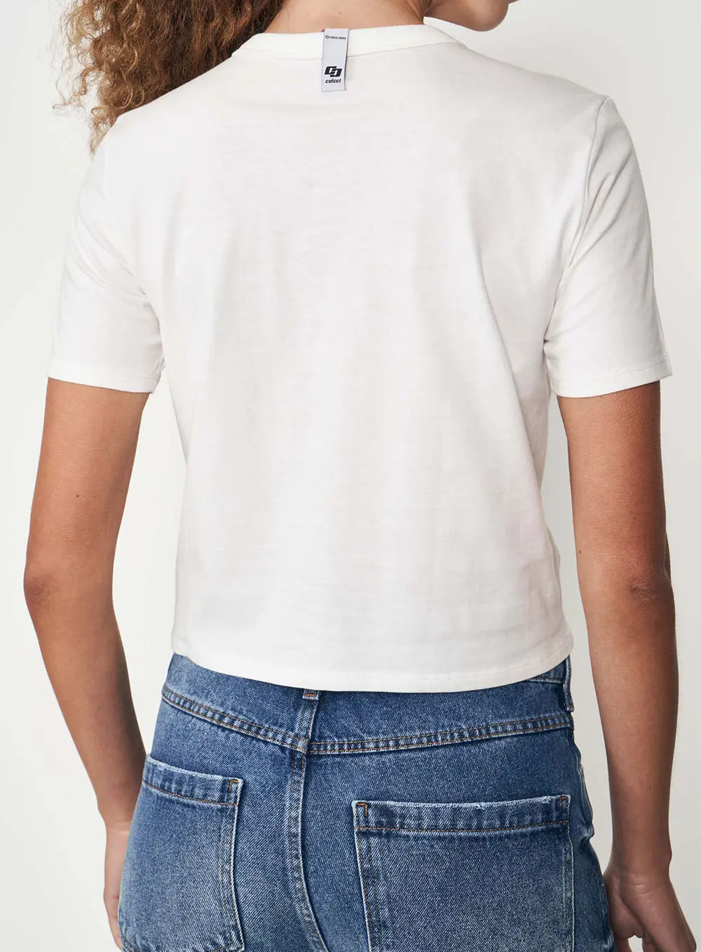 Camiseta Cropped Com Amarração Off Shell