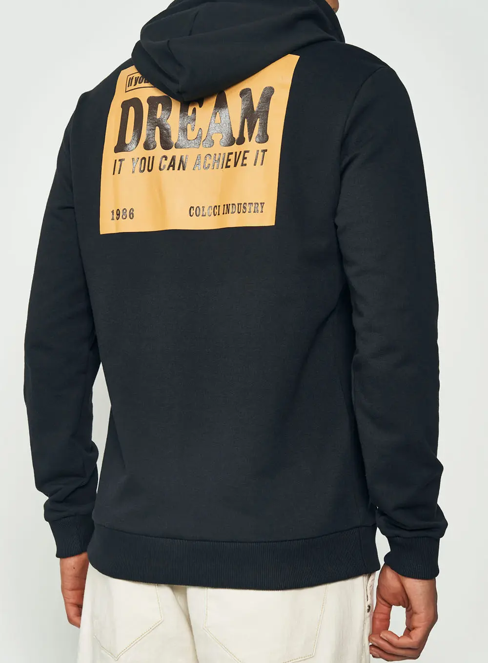 Blusão Masculino Com Capuz E Bolsos Estampa Dream Preto