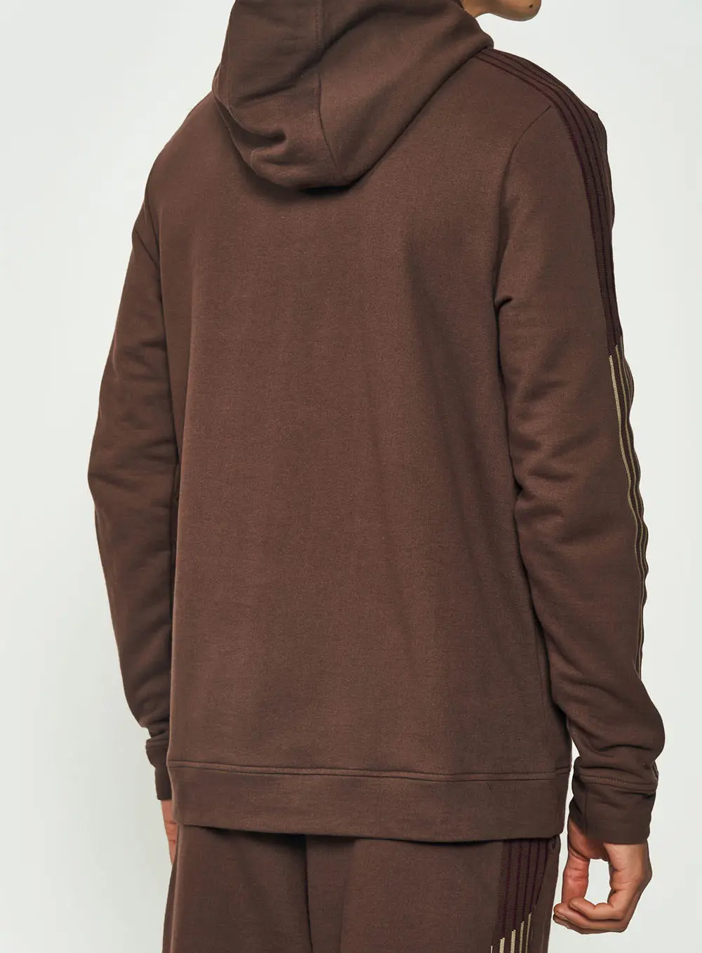 Blusão Masculino Comfort Com Detalhe Em Listras Marrom Nobuck
