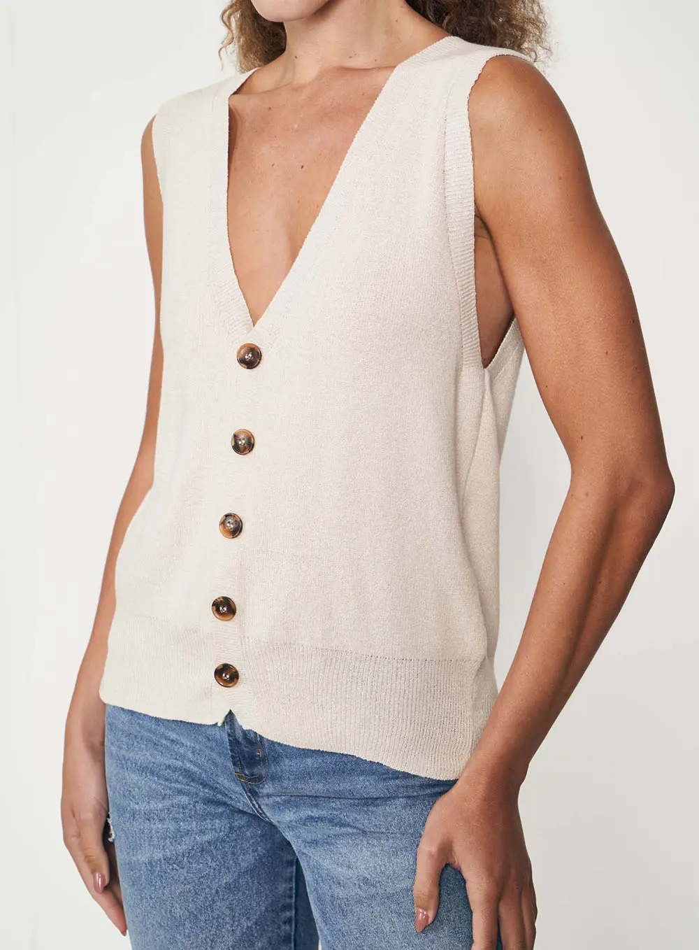 Colete Conforto Chic Off Shell