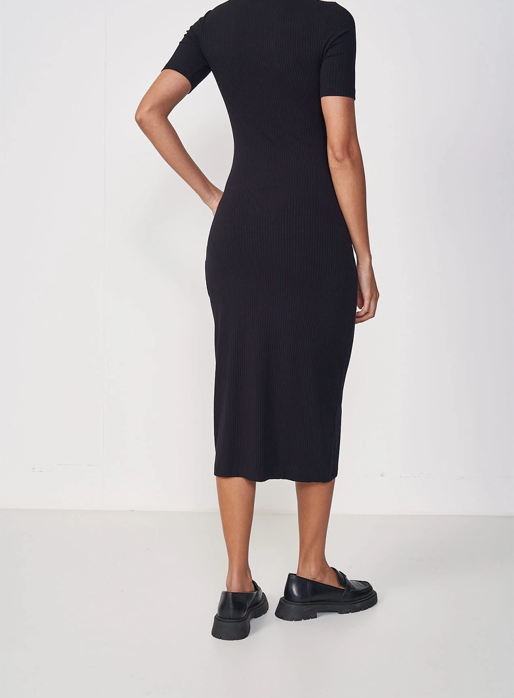 Vestido Canelado Preto
