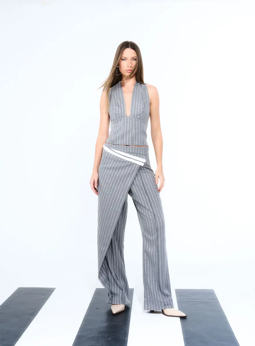 Calça Pinstripe Com Sobreposição Cinza 1