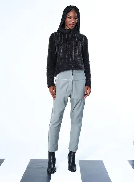 Calça Alfaiataria Com Detalhes