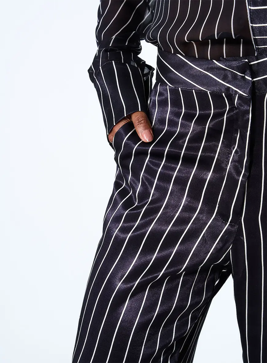 Calça Listrada Acetinada Estampados 3