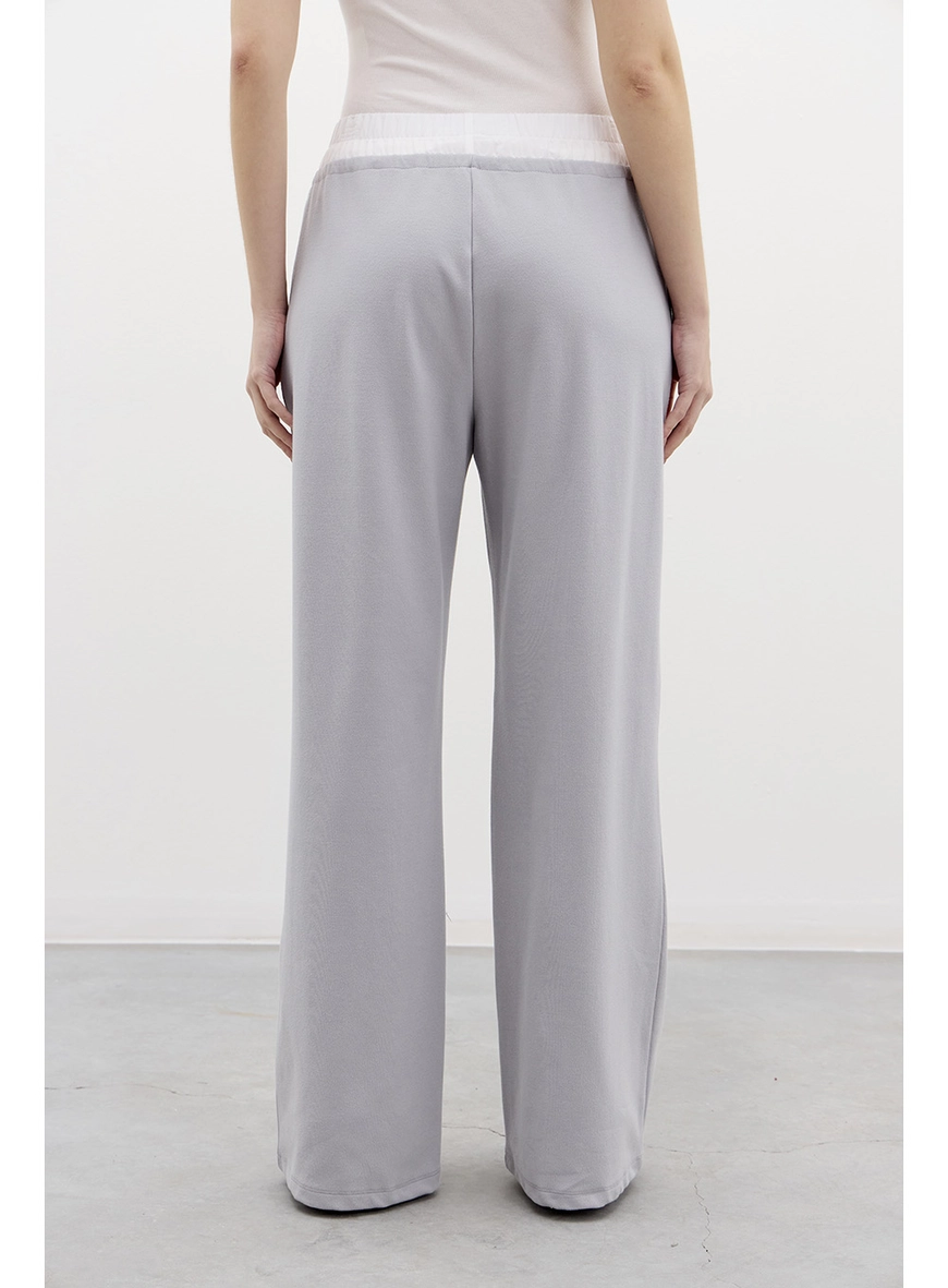 Calça Feminina Oversized Com Amarração Cinza 2
