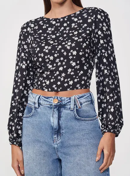 Blusa Feminina Slim Floral Manga Longa