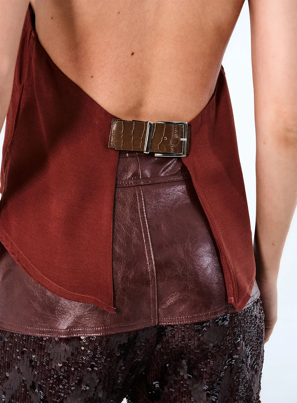 Blusa Halter Fluida Marrom Terracota 2