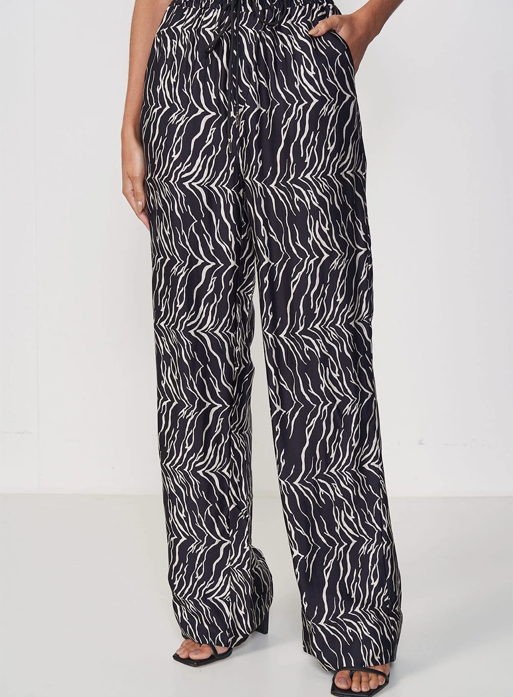 Calça Fluida Estampa Mística Estampados