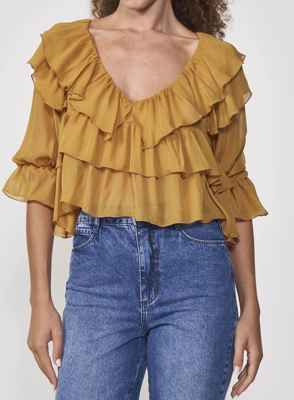 Blusa Fluída Babados E Decote Em V Marrom Ebbela