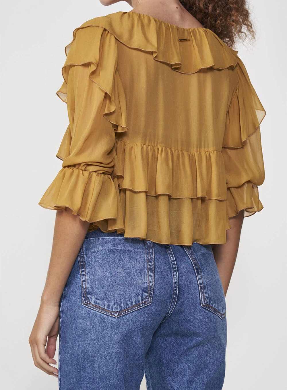 Blusa Fluída Babados E Decote Em V Marrom Ebbela