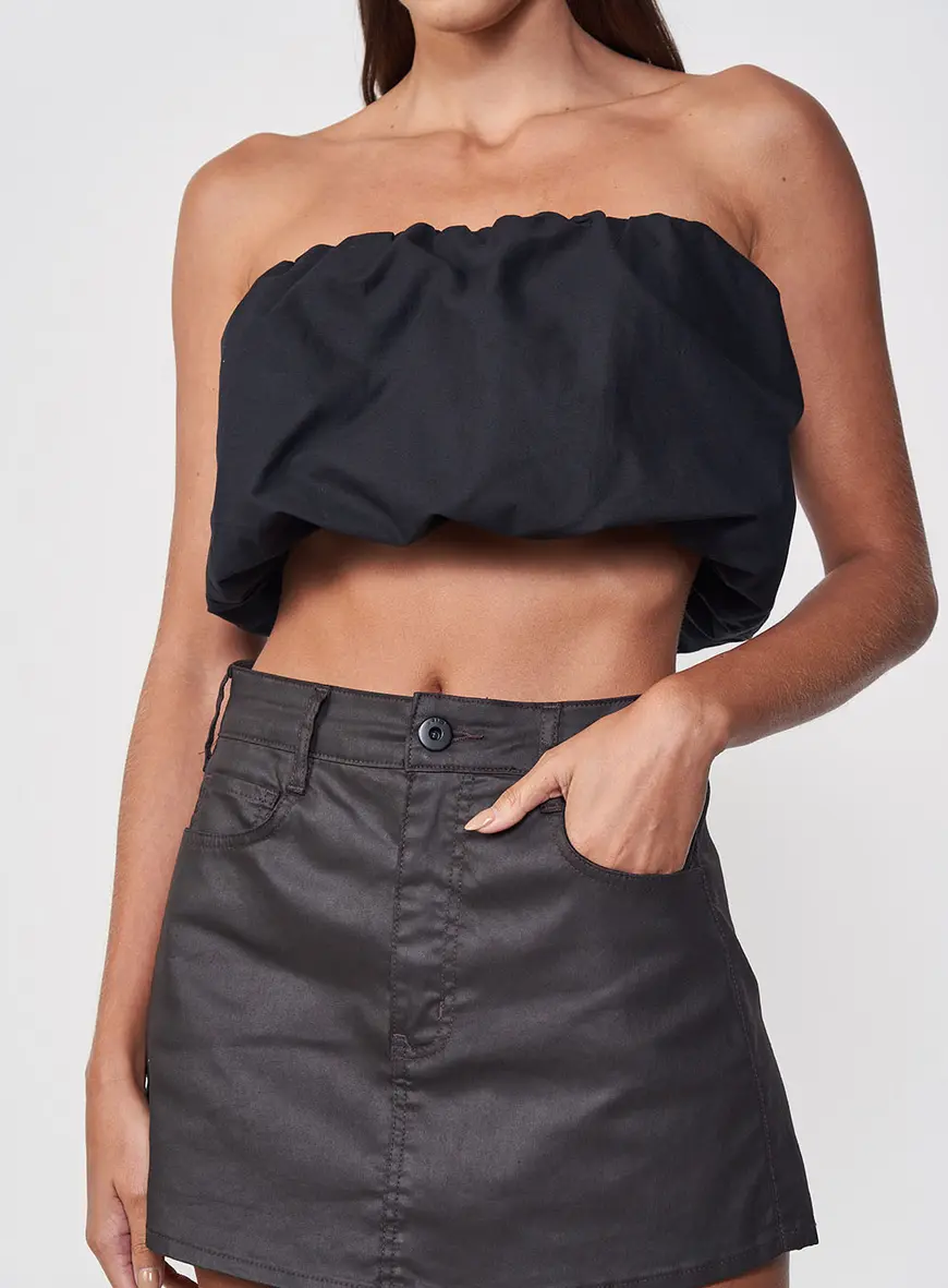Cropped Slim Sem Alças Corte Reto Preto 2