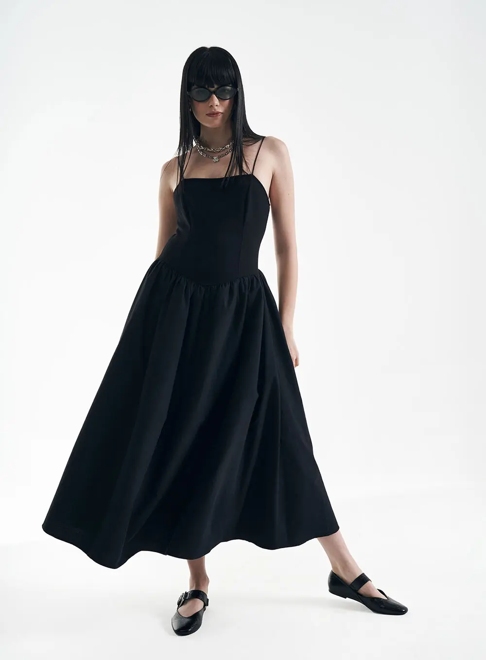 Vestido Acinturado Com Volume Preto 1