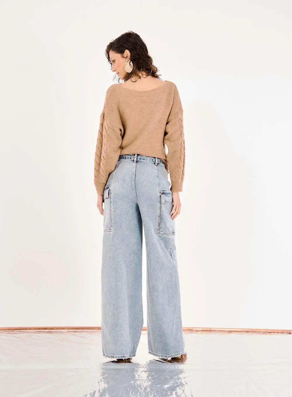 Calça Jeans Feminina Baggy Com Bolsos Laterais Índigo 4