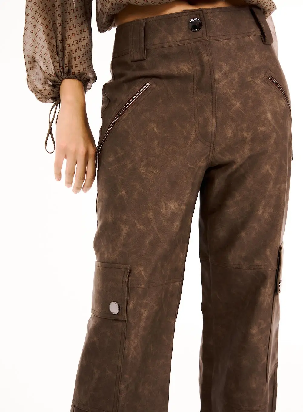 Calça Cargo Basic Comfort Em Pu Marrom Terracota 2