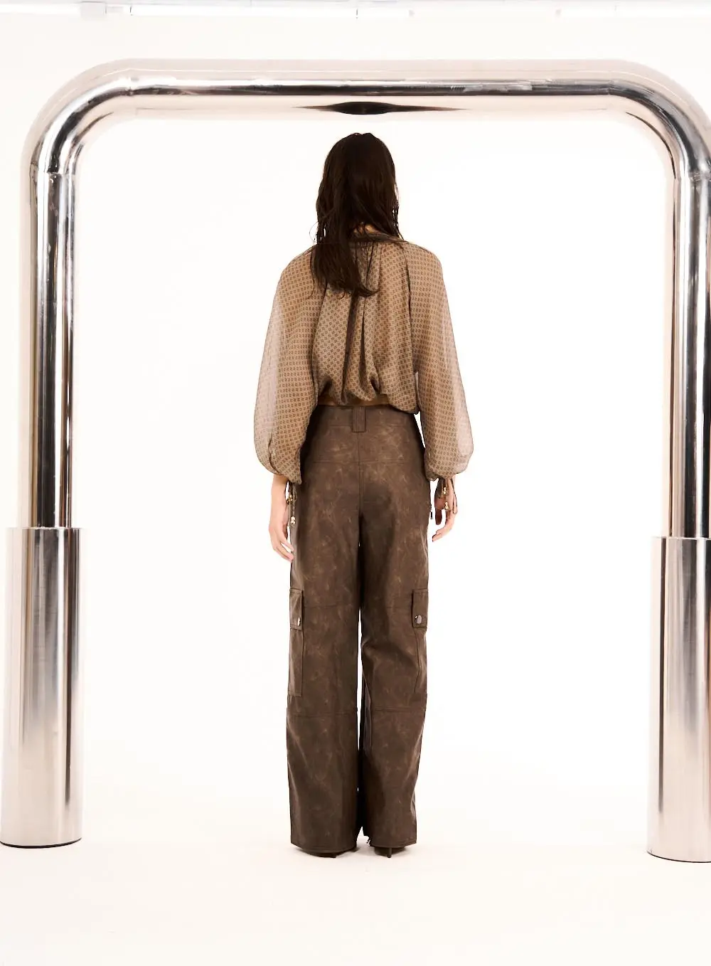 Calça Cargo Basic Comfort Em Pu Marrom Terracota 4
