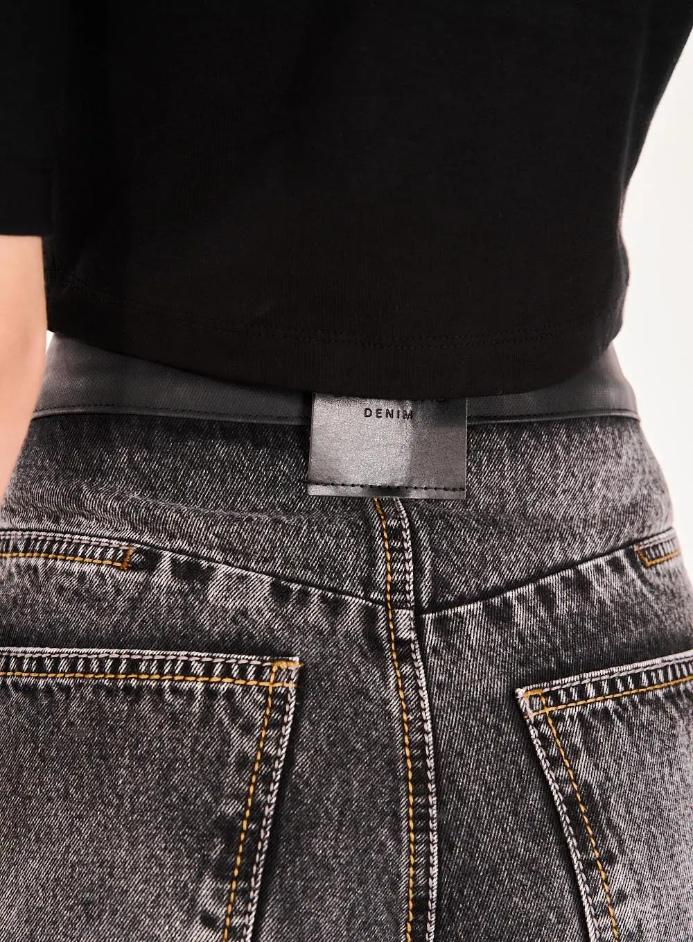 Bermuda Jeans Feminina Comfort Indigo Preto 2