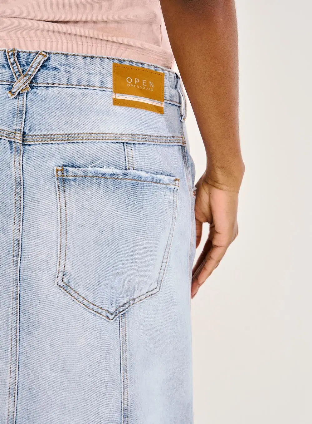 Saia Jeans Midi Com Fenda Frontal Índigo 2