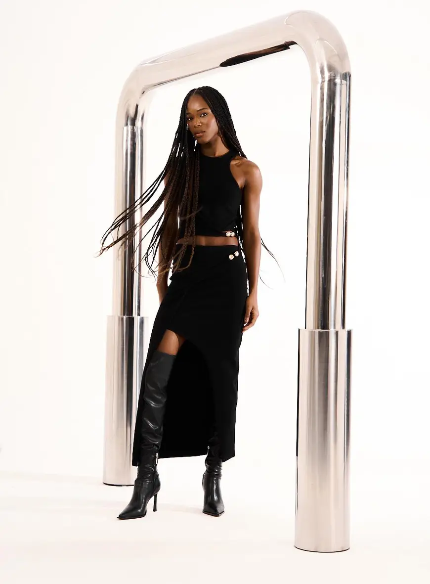 Saia Midi Com Fenda Lateral Preto 1