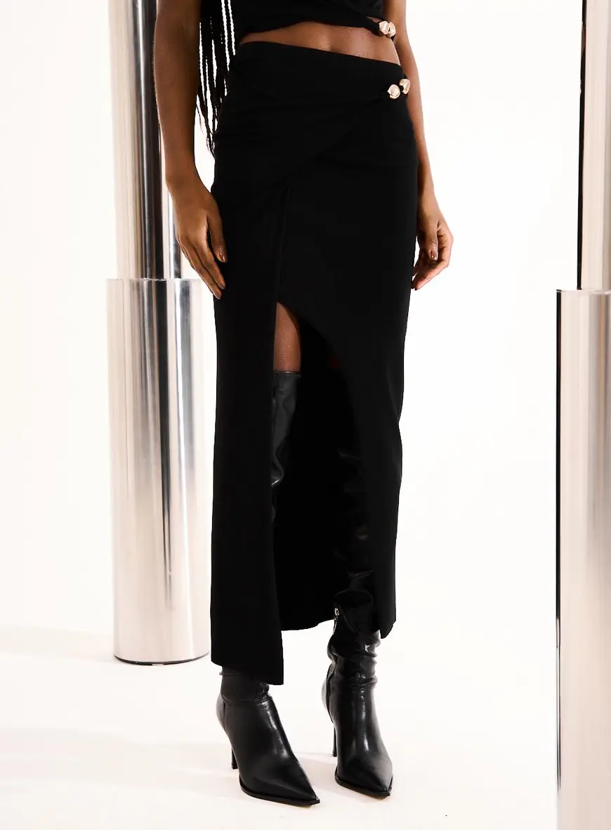 Saia Midi Com Fenda Lateral Preto 4