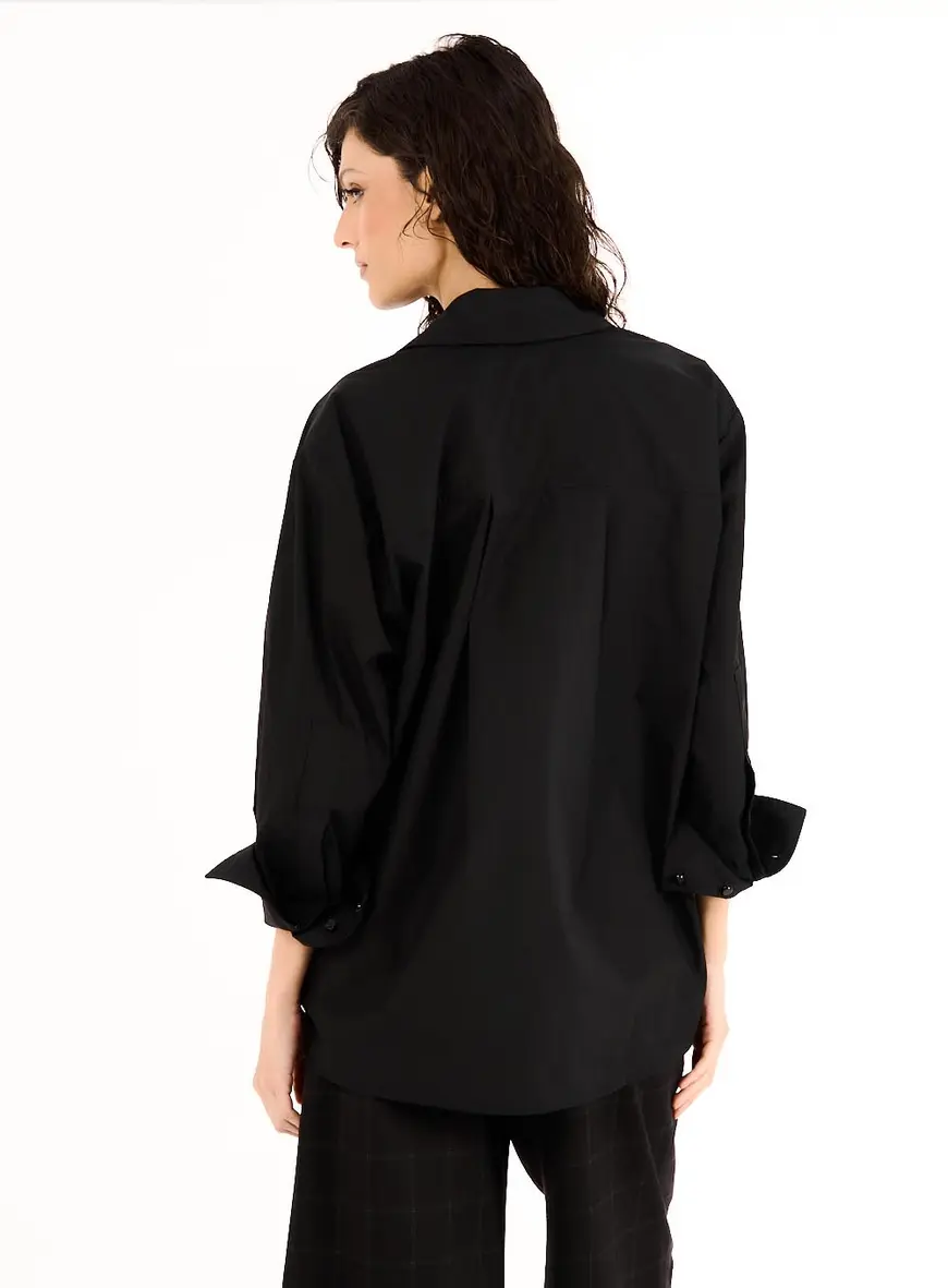 Camisa Com Aplicação Preto 2