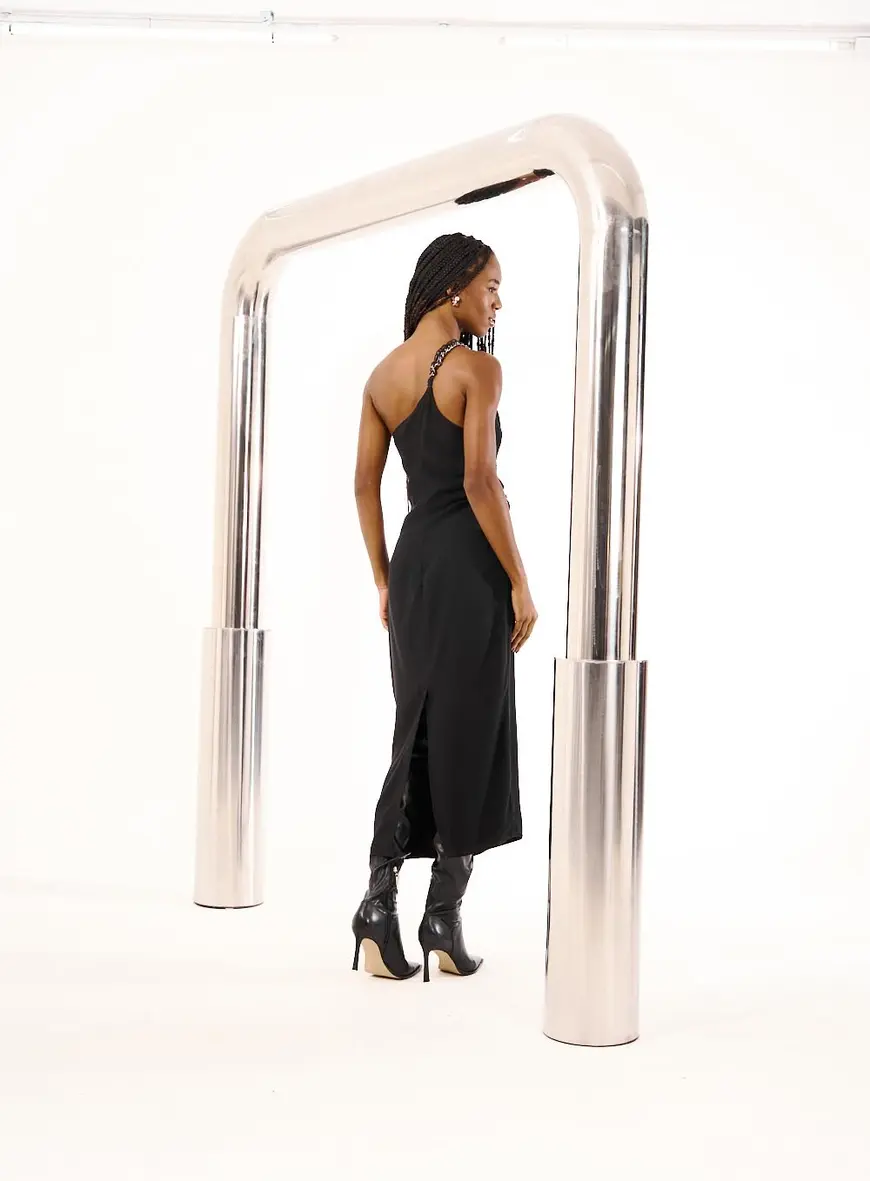 Vestido Com Bordado Manual Preto 3