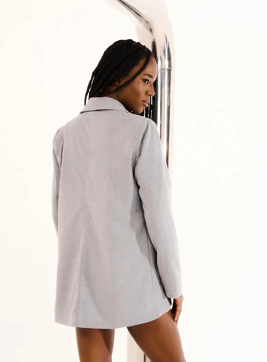 Blazer Feminino Alfaiataria Sem Botão Cinza 4