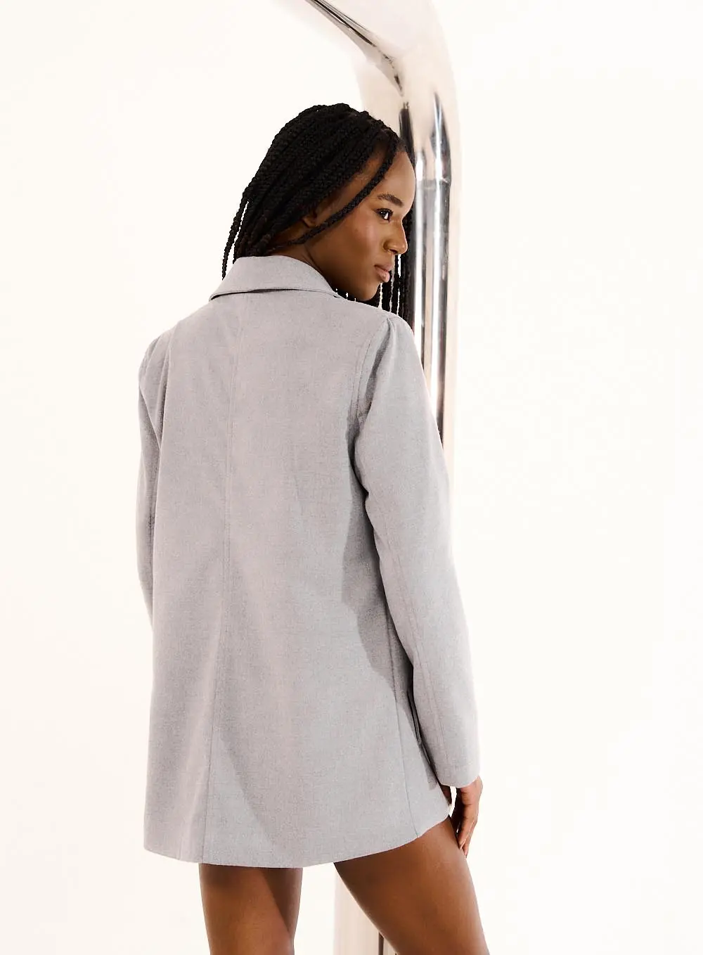 Blazer Feminino Alfaiataria Sem Botão Cinza 4