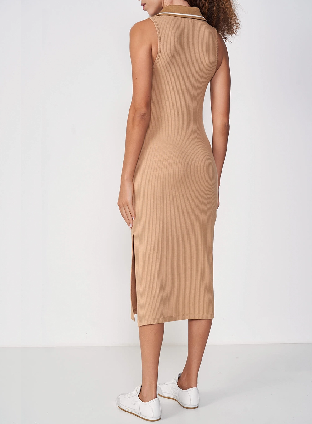 Vestido Canelado Bege