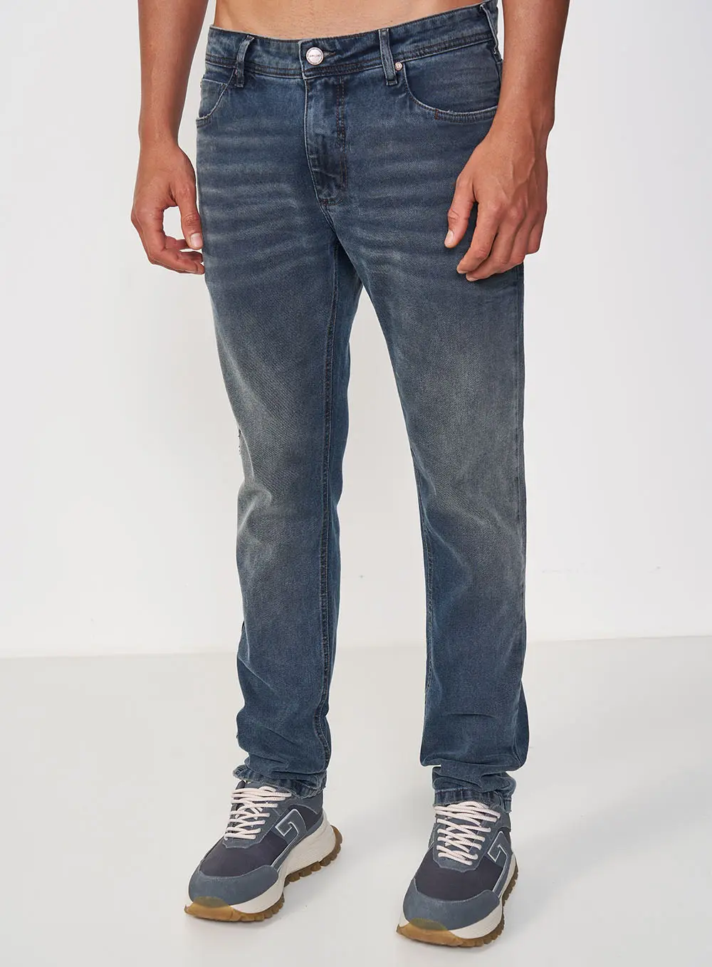 Calça Jeans Slim Com Lavagem Especial Índigo