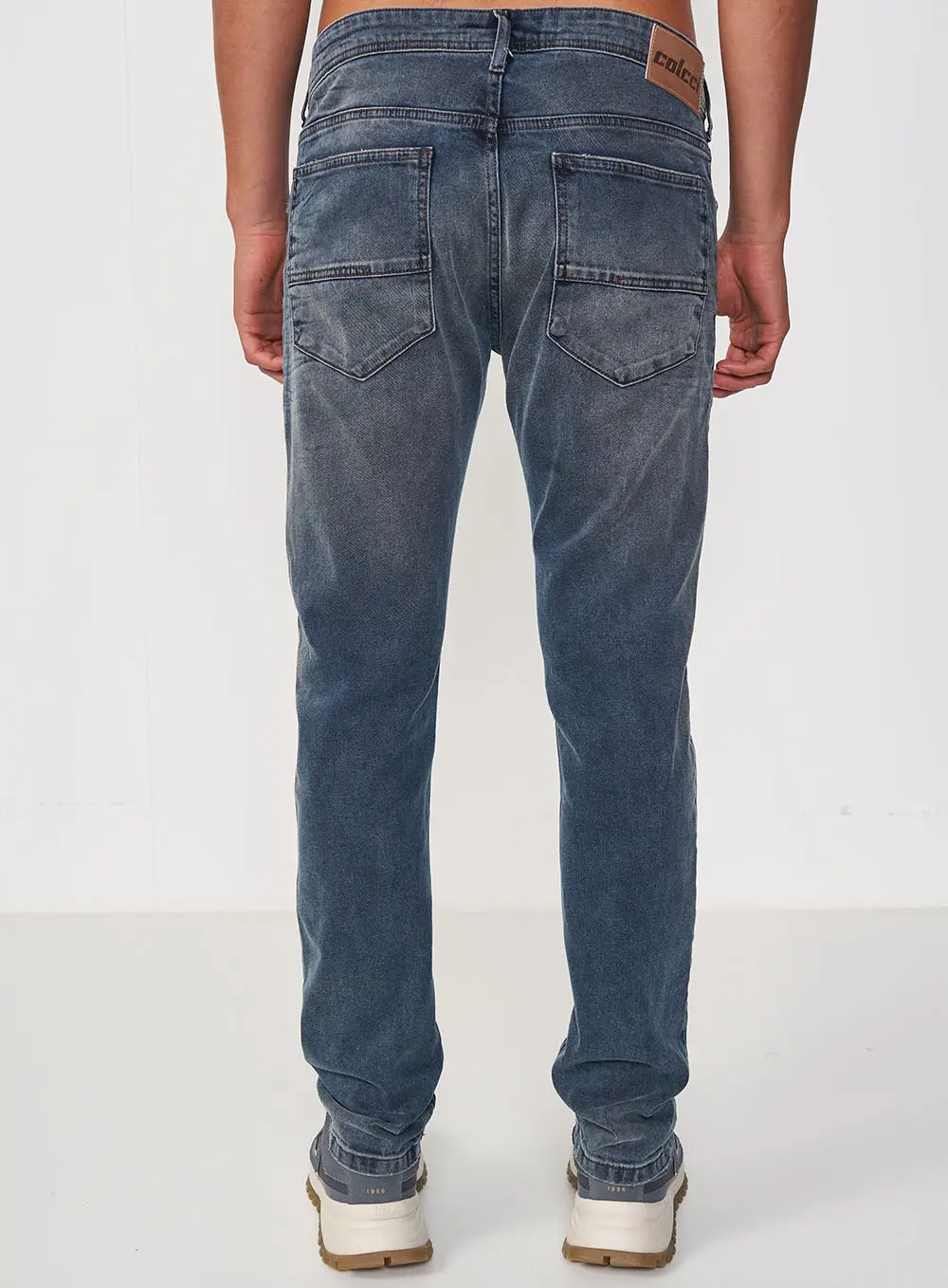 Calça Jeans Slim Com Lavagem Especial Índigo