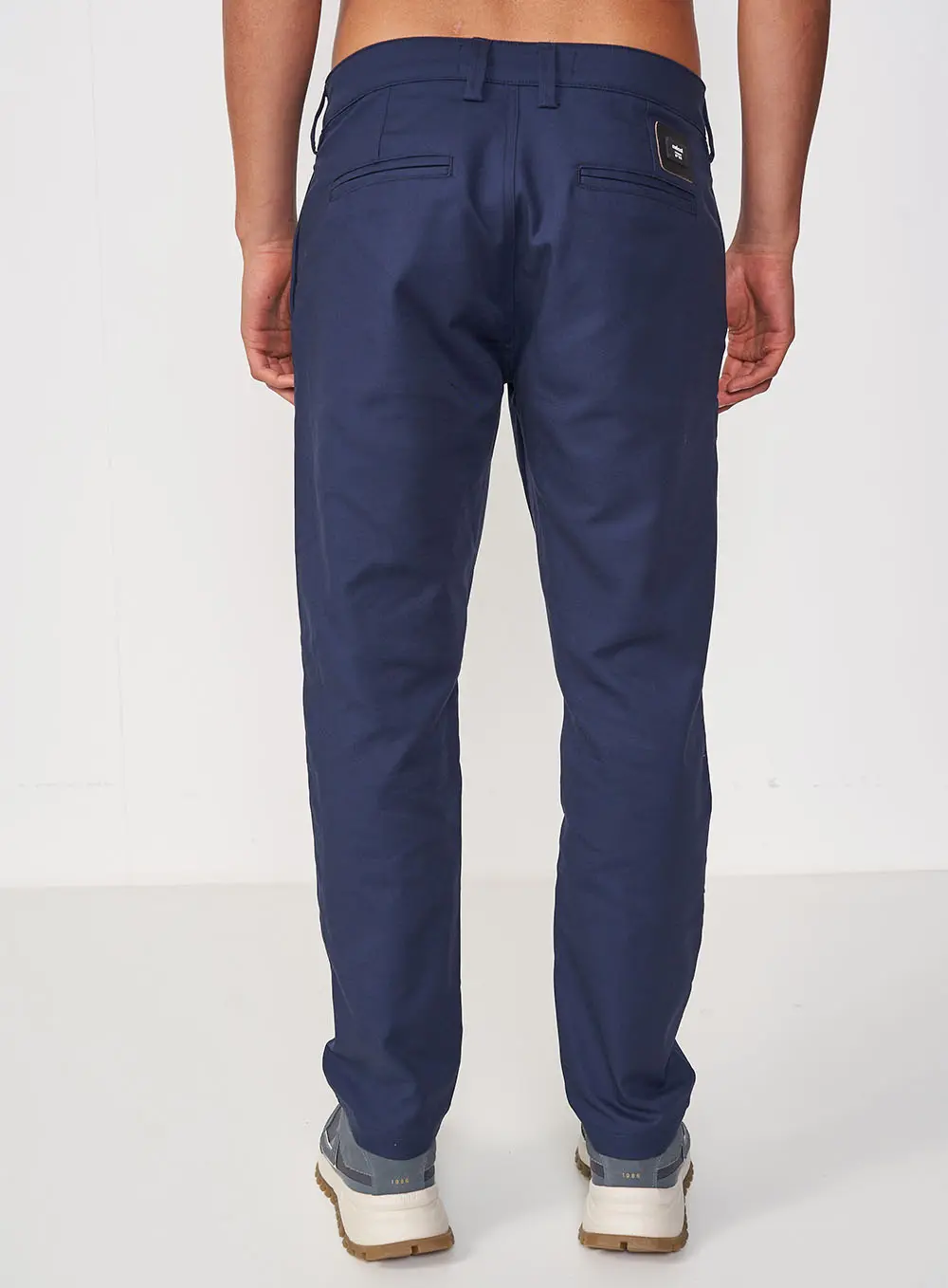 Calça Chino Urban Essential Azul Darkness