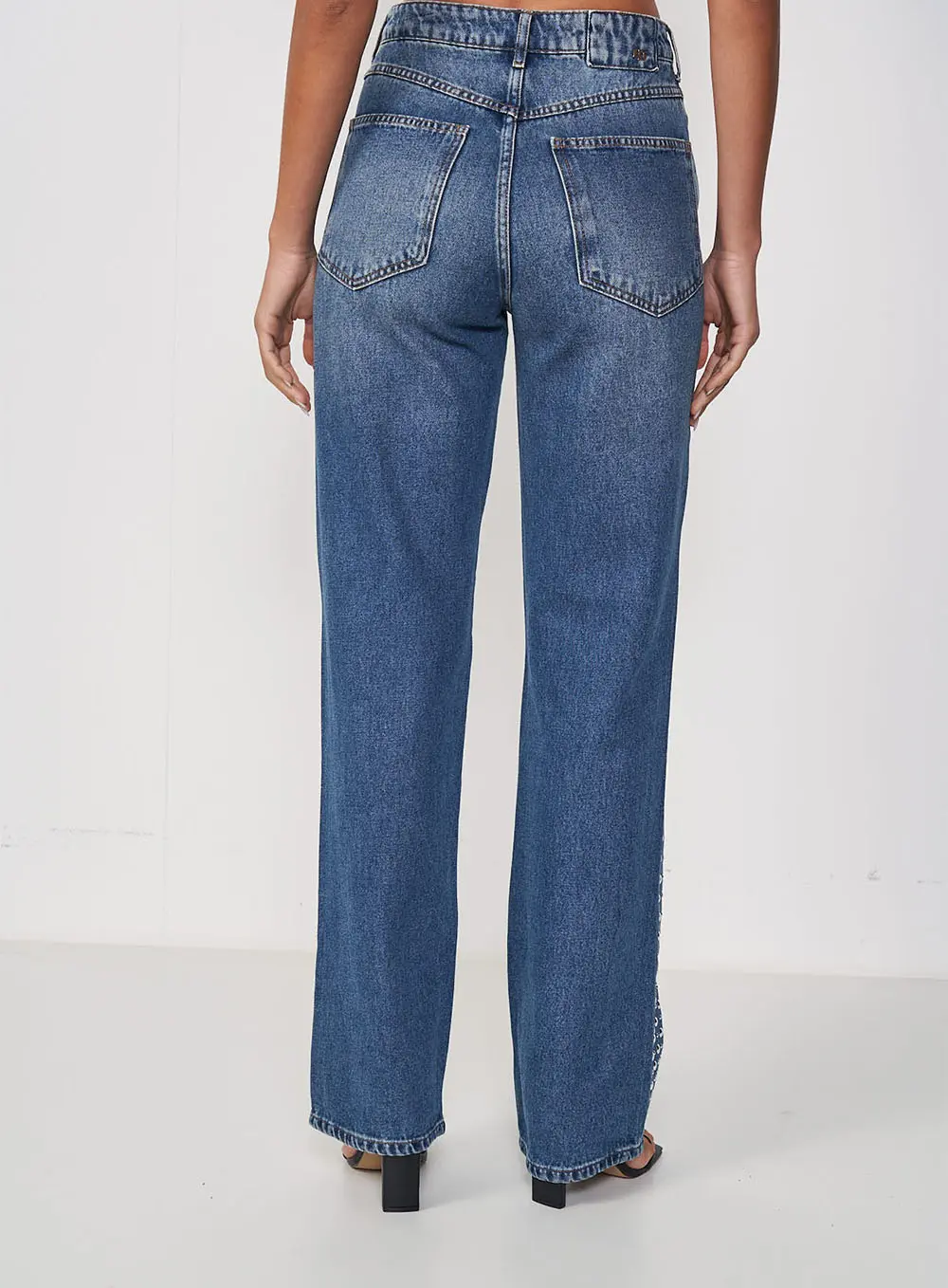 Calça Feminina Jeans Com Aplicação - Juliette Índigo