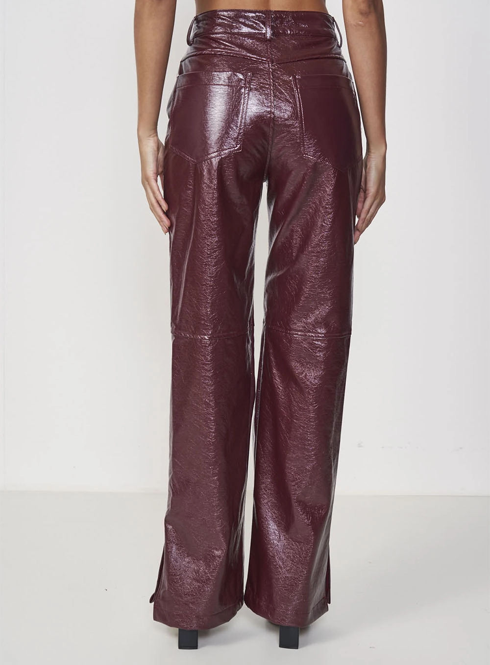 Calça Feminina Wide Leg Texturizada Bordô Bloodstone