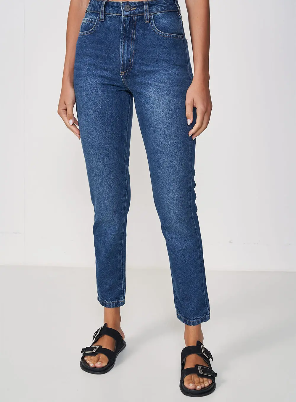 Calça Jeans Mom Cropped Essência Vintage Índigo