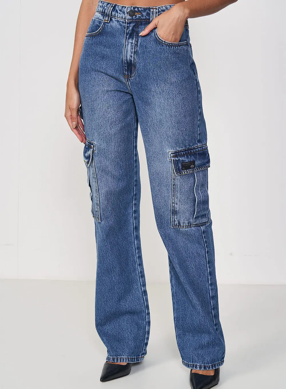 Calça Feminina Jeans Flare Cargo - Juliette Índigo