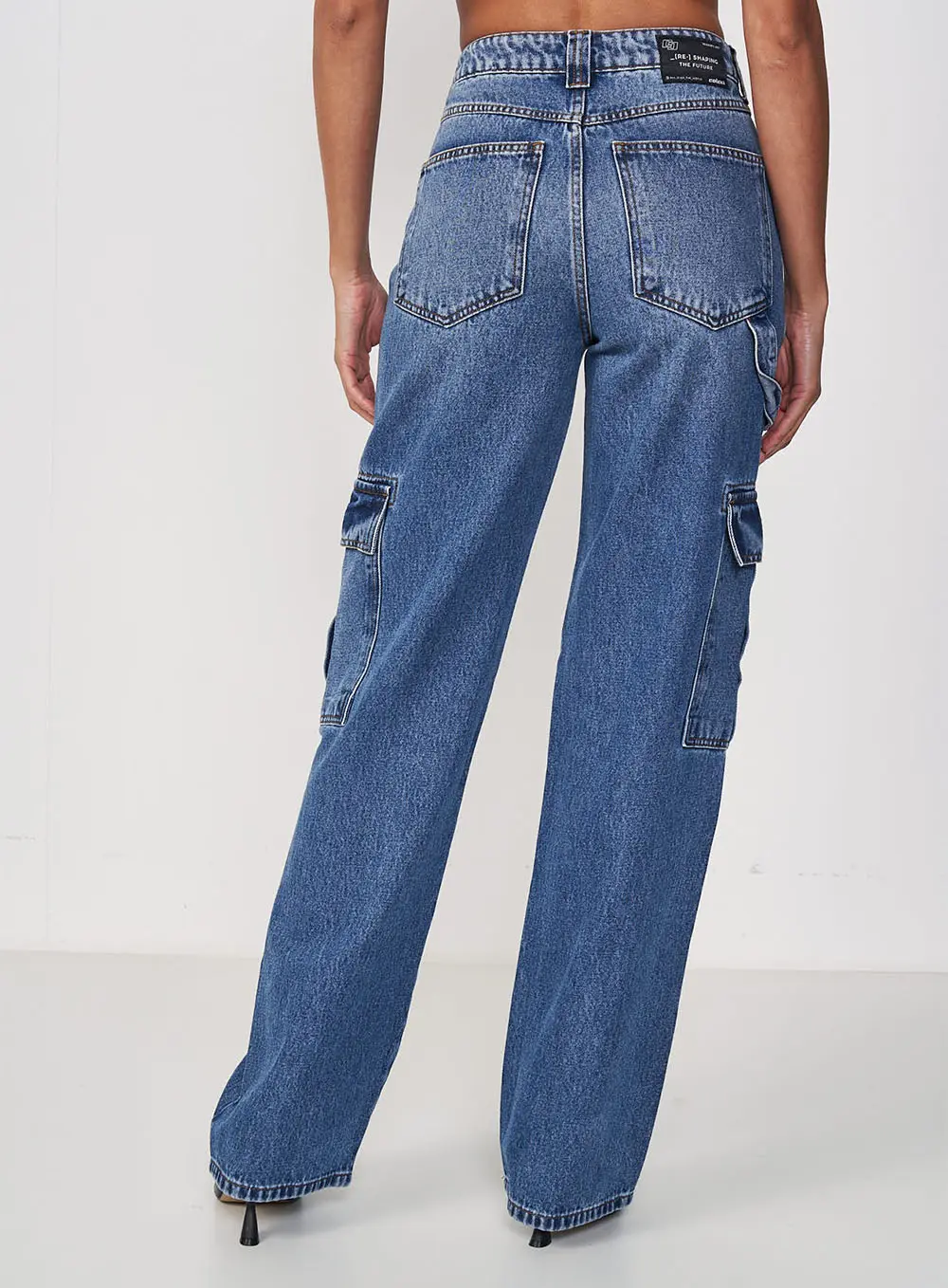 Calça Feminina Jeans Flare Cargo - Juliette Índigo