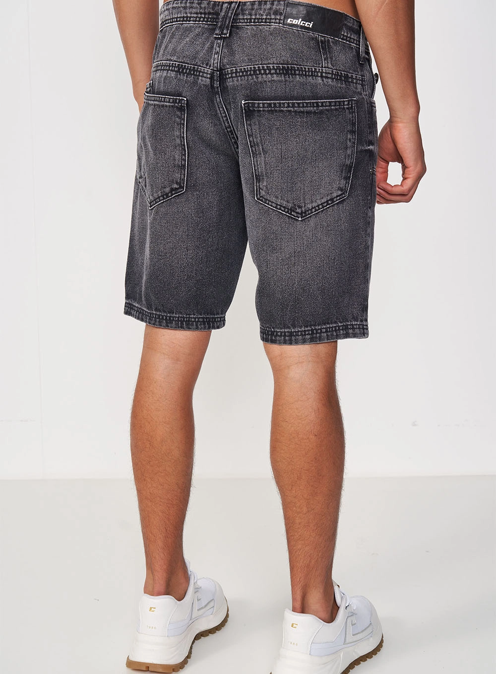 Bermuda Masculina Jeans Reta - Davi Indigo Preto