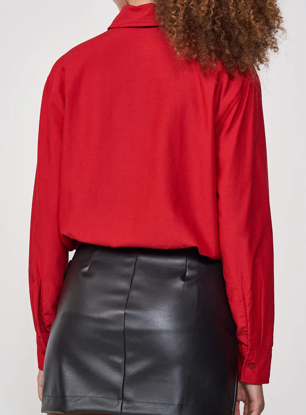 Camisa Feminina De Corte Reto E Modelagem Solta Vermelho
