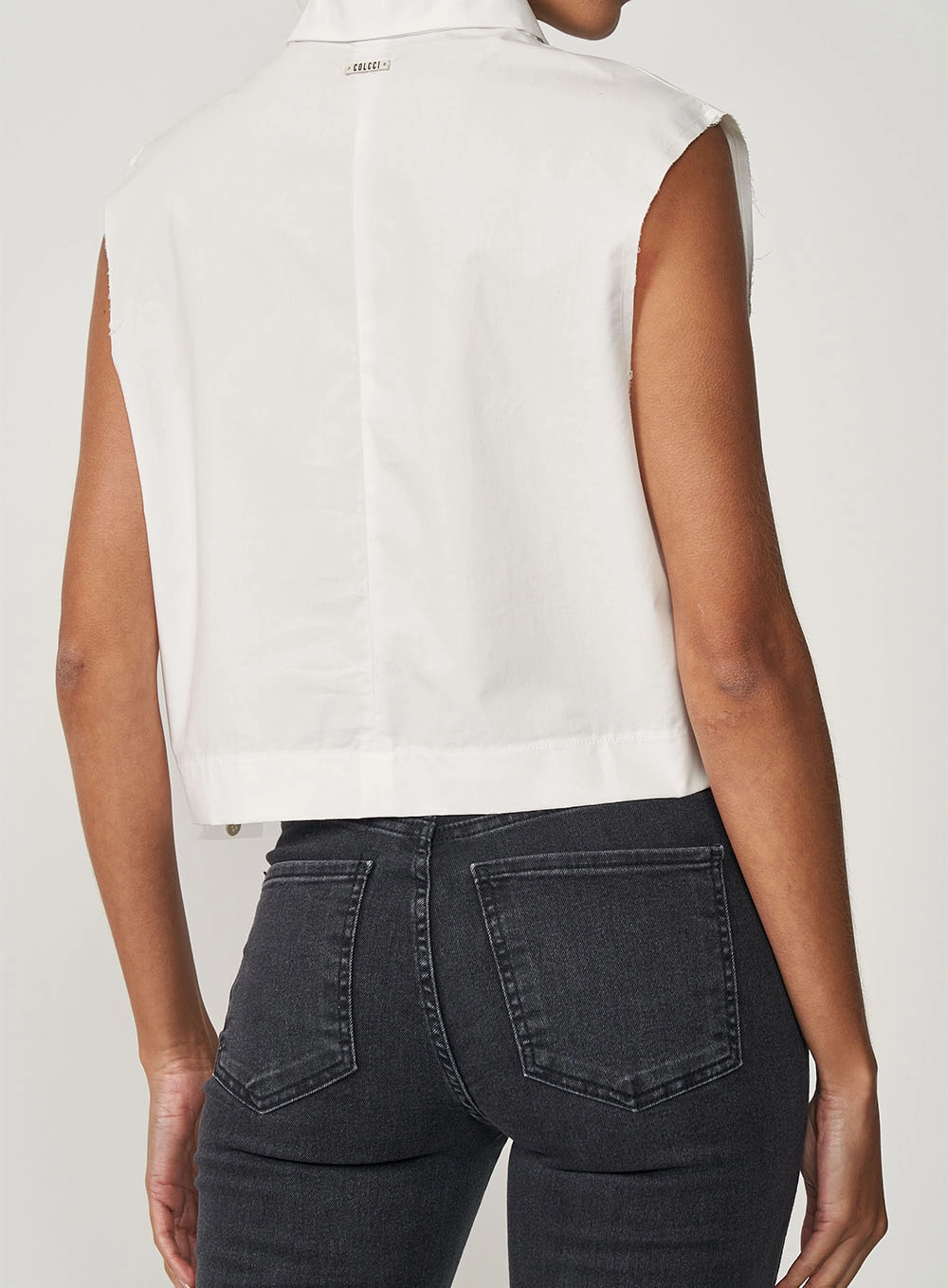 Camisa Feminina Muscle Com Aplicação Off Shell