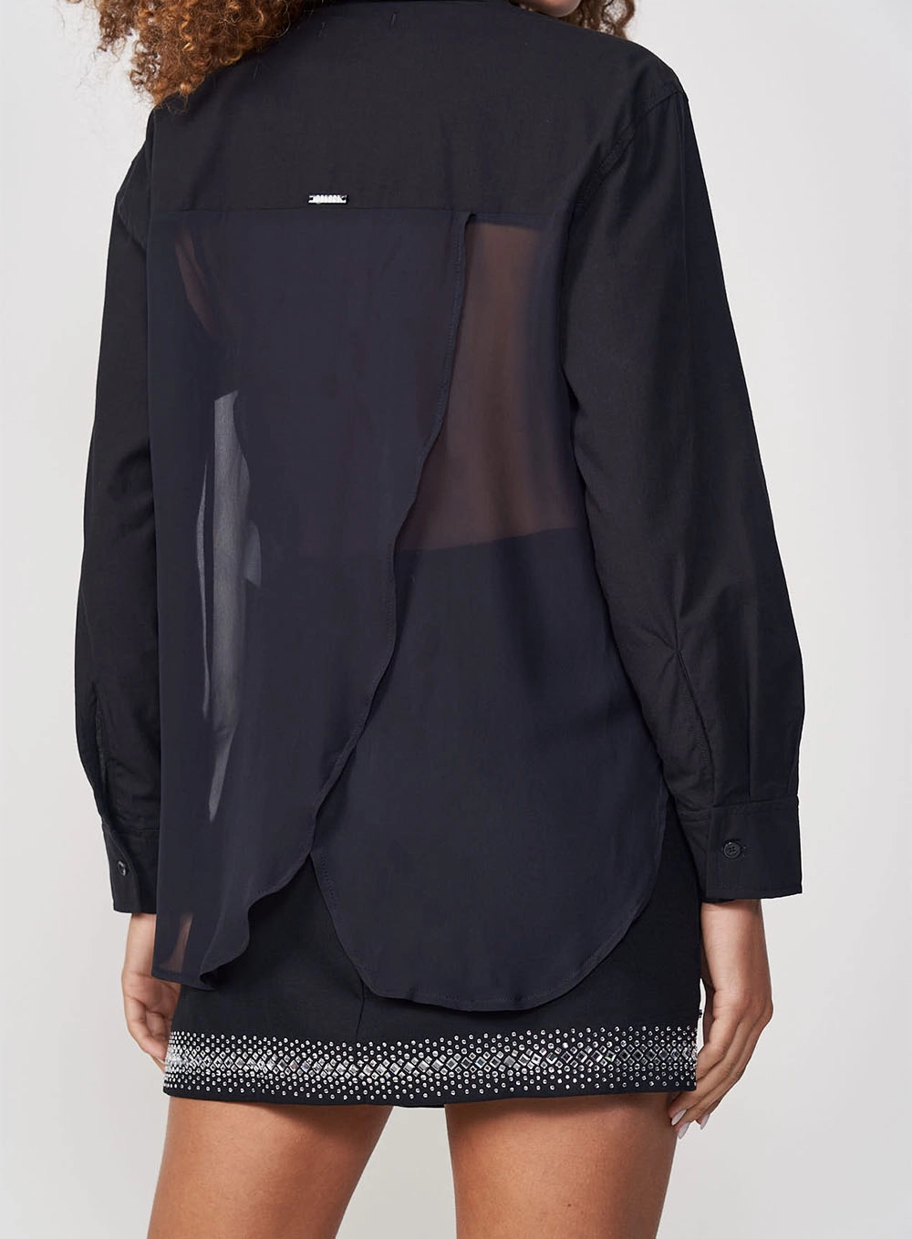 Camisa Feminina Costas Em Tule Manga Longa Preto