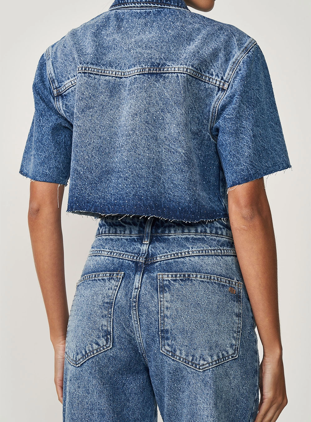 Jaqueta Feminina Jeans Com Aplicação E Barra À Fio Índigo