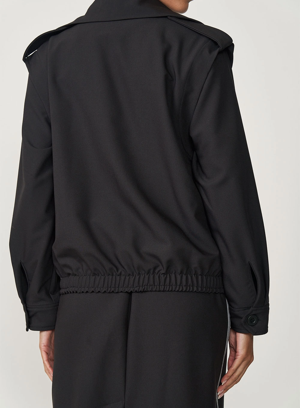 Jaqueta Feminina Cropped Solta Cós Com Elástico Preto