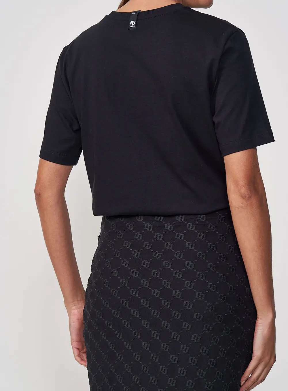 Camiseta Oversized Estampa Em Logo Preto