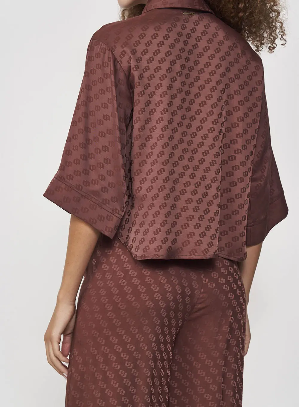 Camisa Curta Jacquard Enigma Marrom